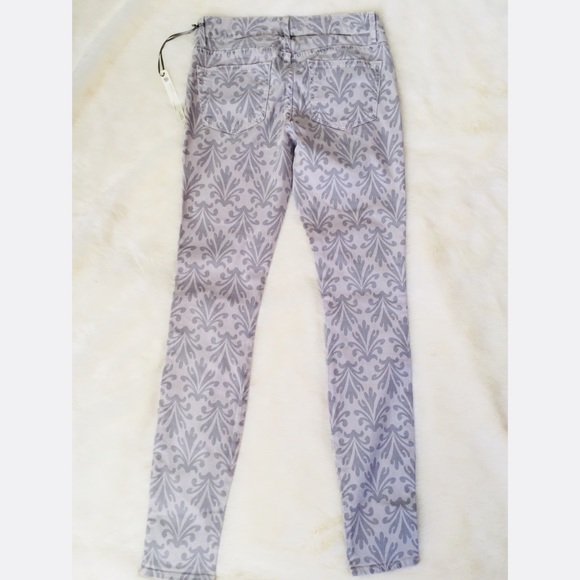Rich & Skinny Ankle Skinny Jean Damask Print NWT - Picture 2 of 6